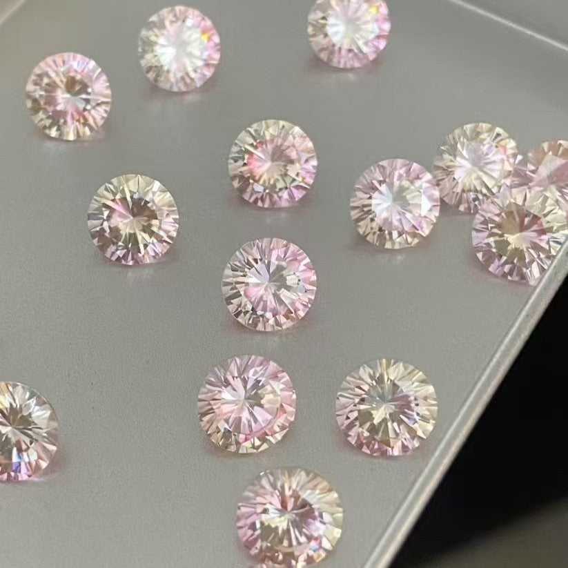 Round Gradient CZ with Hearts and Arrows