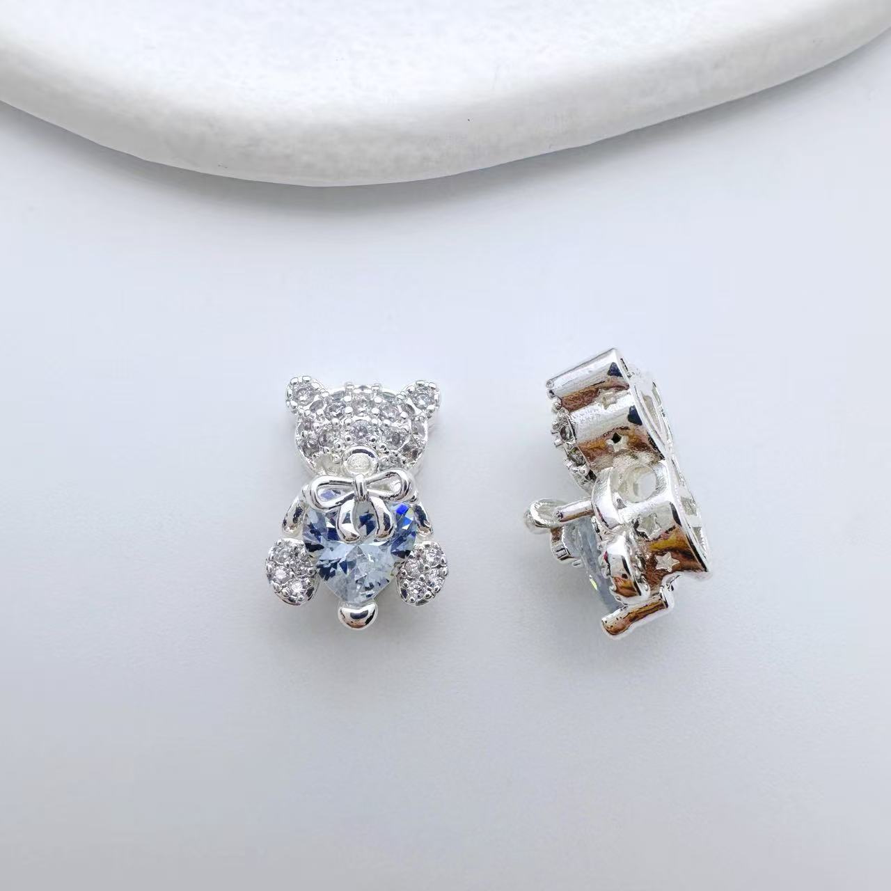 (2pcs)Bear Heart Shape Zircon Spacer