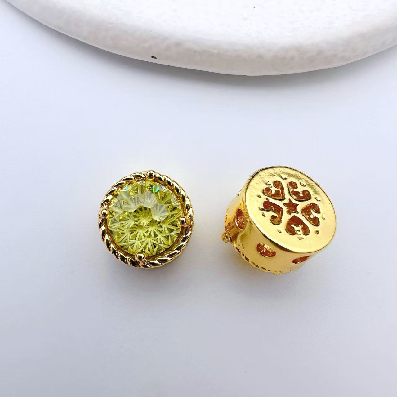 (2pcs)10*8mm Firework Square Zircon Spacer
