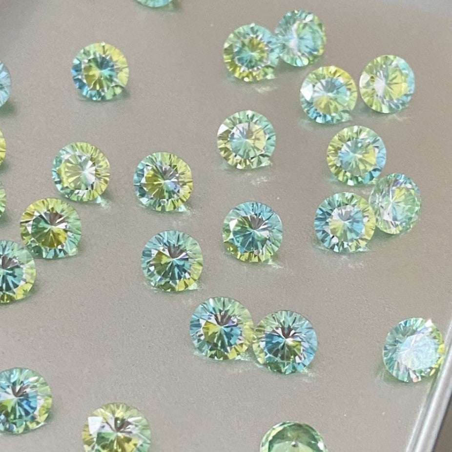 Round Gradient CZ with Hearts and Arrows