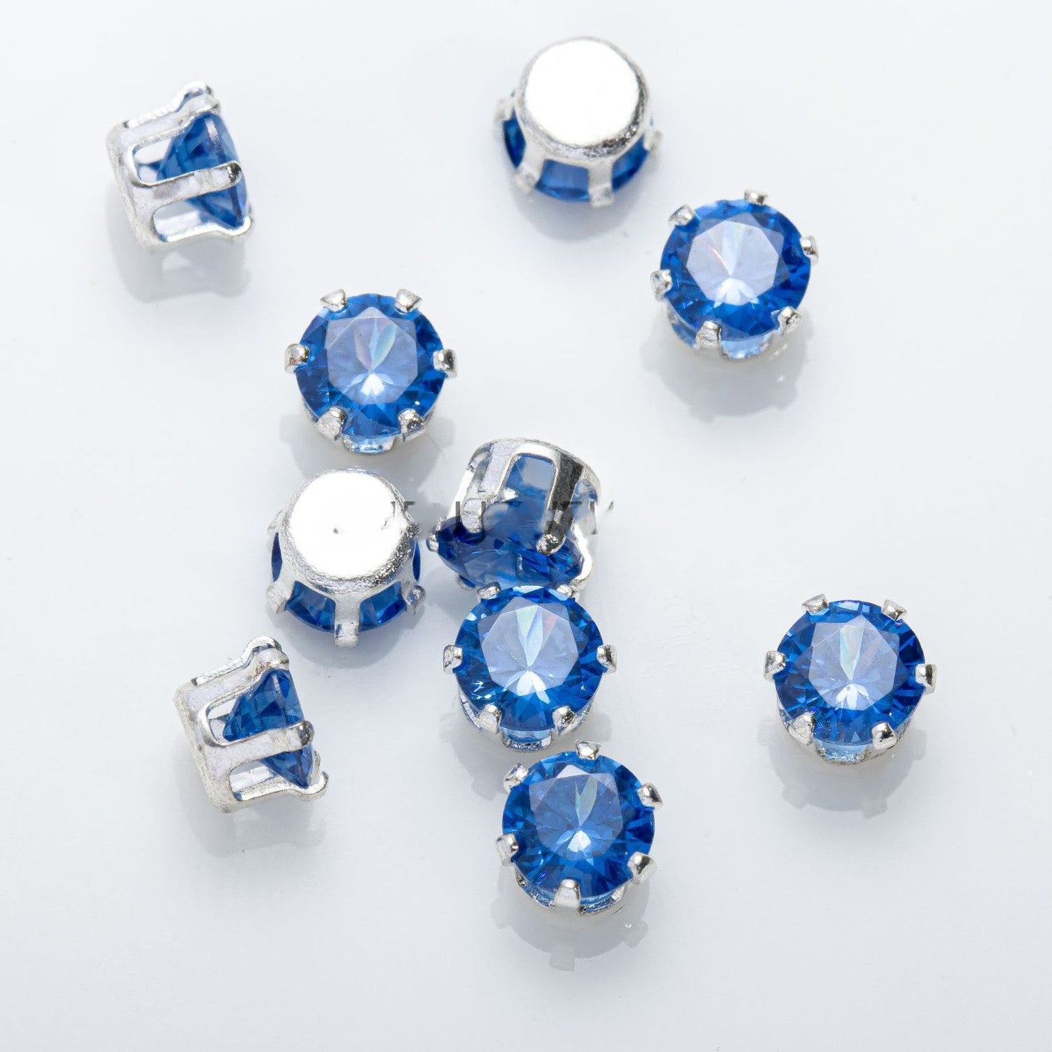 (100pcs)5MM Round Prong-Set CZ