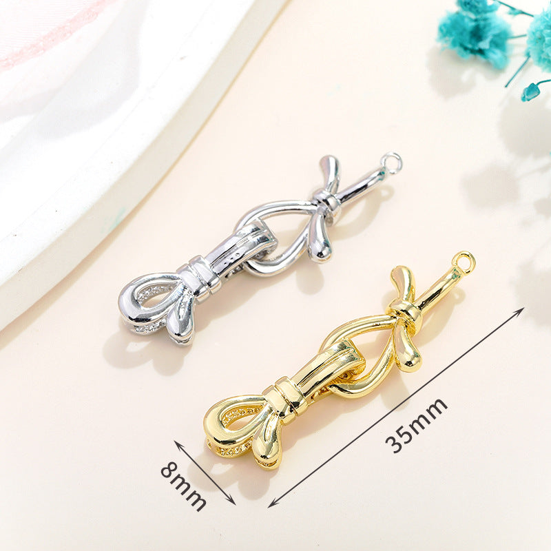 Smooth Interlocking Connectors
Clasp Set