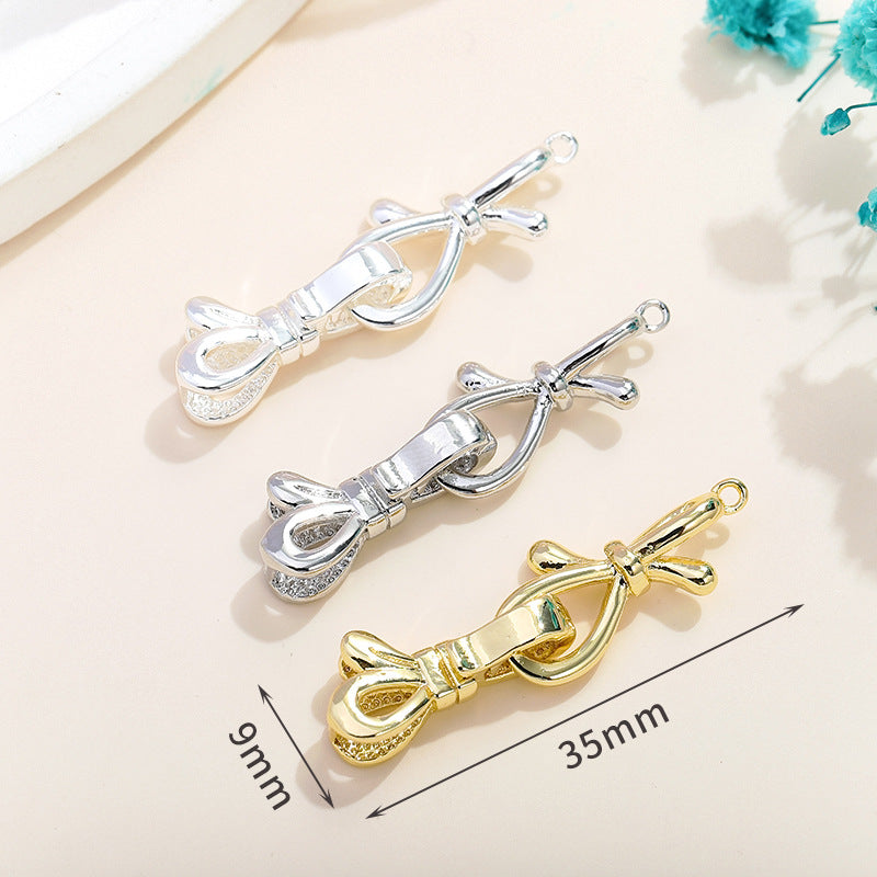 Smooth Interlocking Connectors
Clasp Set