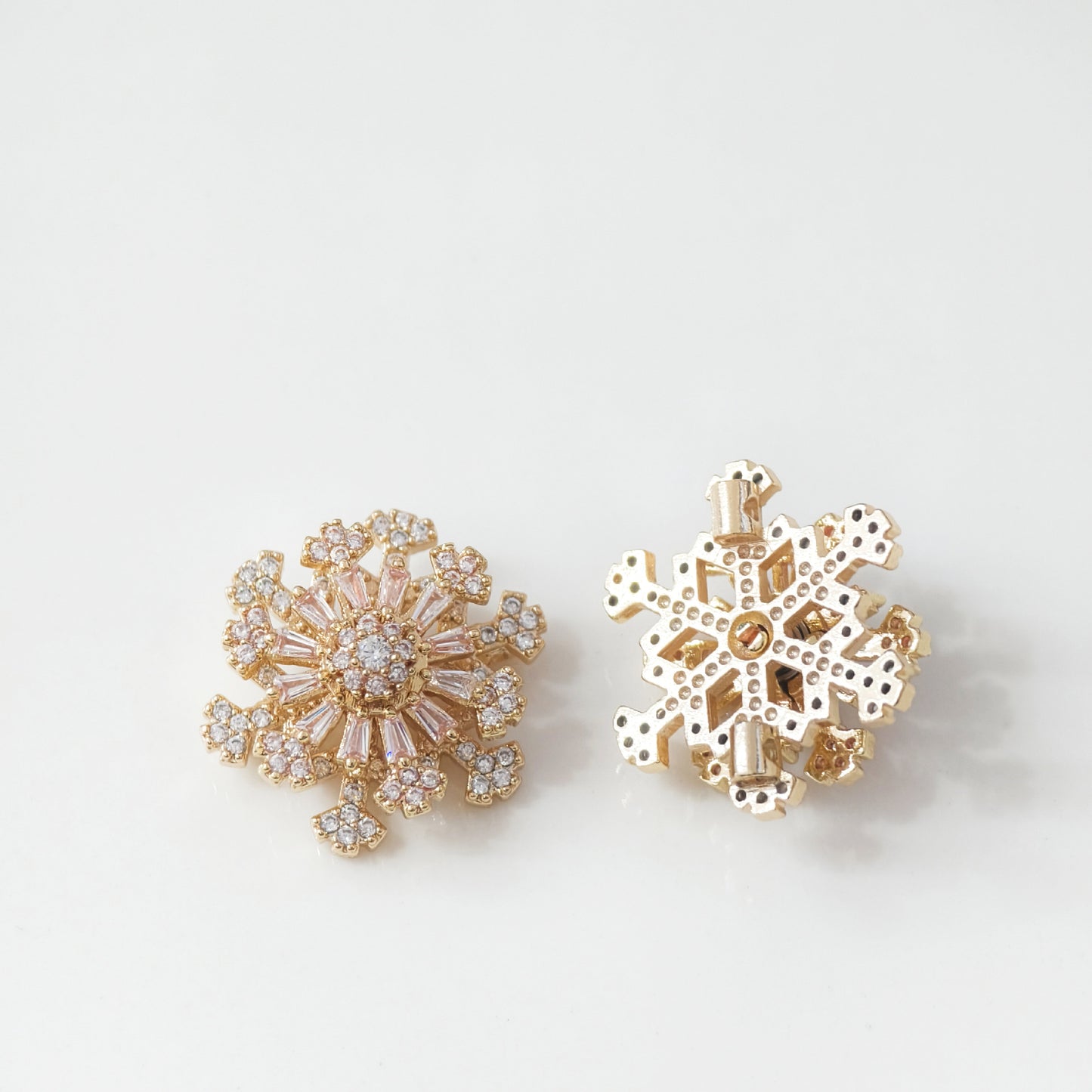 Rotatable Snowflake CZ Spacer